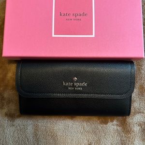 KATE SPADE - LARGE PEBBLED LEATHER WALLET - NWT